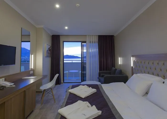 Michell & (adults Only) Alanya