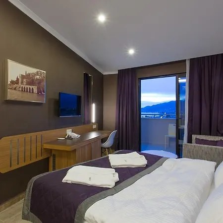 Michell & (adults Only) ホテル アランヤ