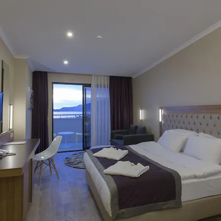 Hotel Michell & (adults Only) 5*
