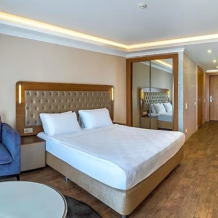 Hotell Michell & (adults Only) 3*