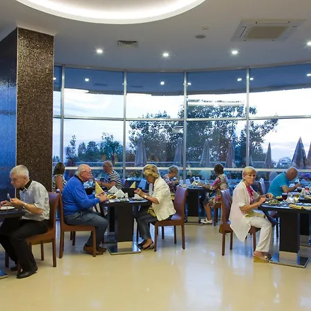 ホテル Michell & (adults Only) 3*