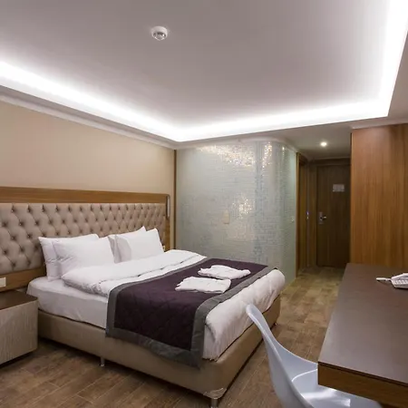 Hotel Michell & (adults Only)