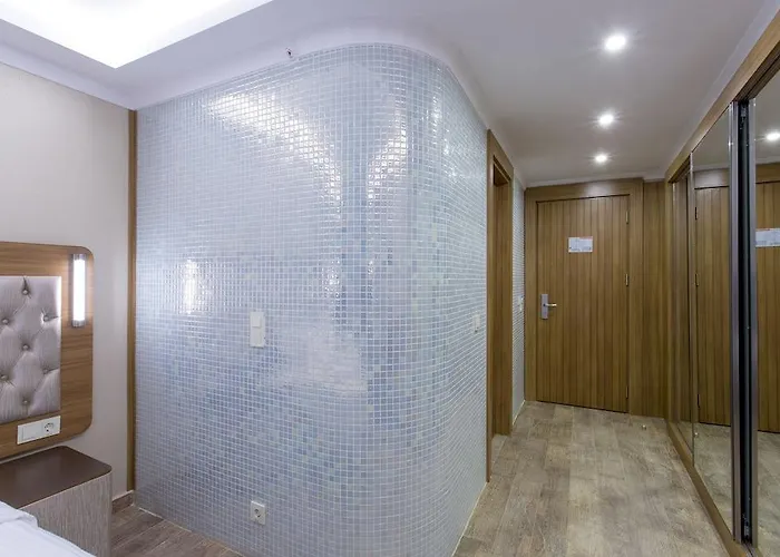 Michell & (adults Only) Hotel