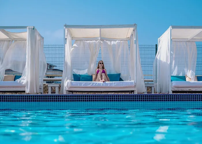 Michell & (adults Only) Hotel